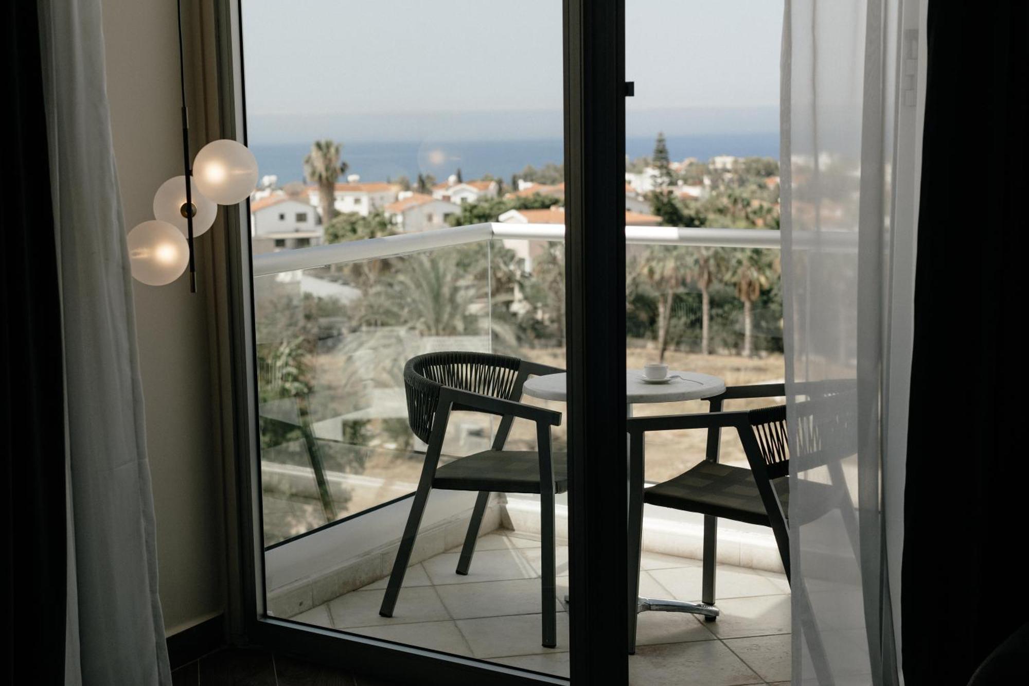 Cali Resort & Spa Designed For Adults By Louis Hotels Pégeia Exteriör bild